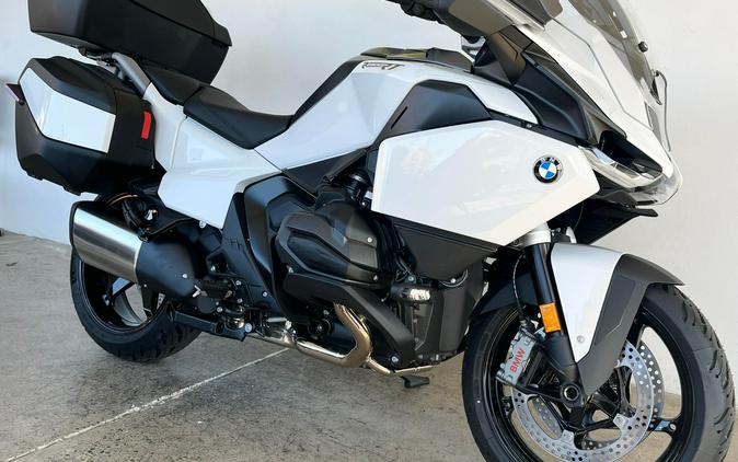 2026 BMW R1300RT