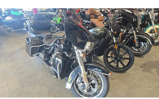2016 ELECTRA GLIDE ULTRA LIMITED LOW - BLACK - Harley-Davidson®