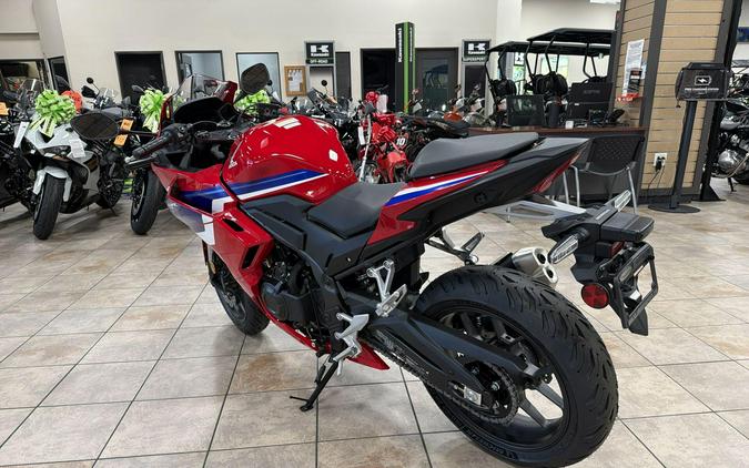 2026 Honda CBR500R ABS
