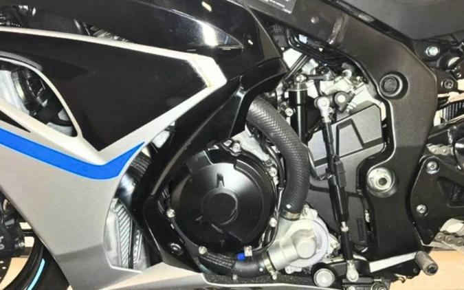 2025 Suzuki GSX-R1000AM5