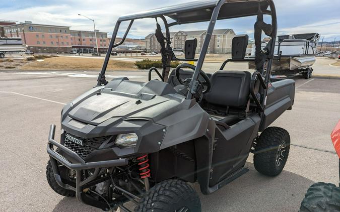 2018 Honda Pioneer 700 Deluxe