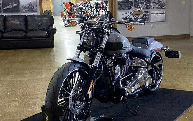 2024 Harley-Davidson Softail FXBR - Breakout