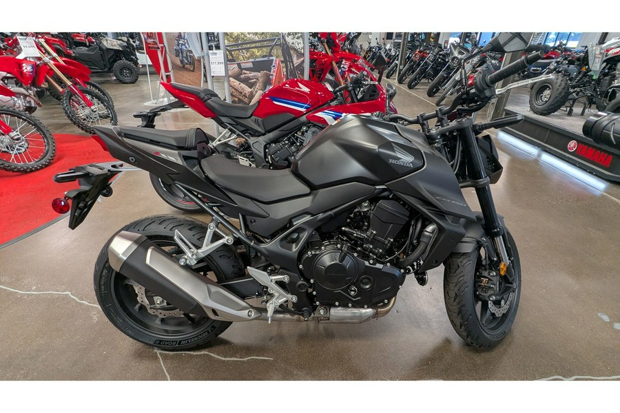 2025 Honda CB750 HORNET