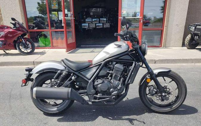 New 2026 Honda REBEL 300 ECLUTCH