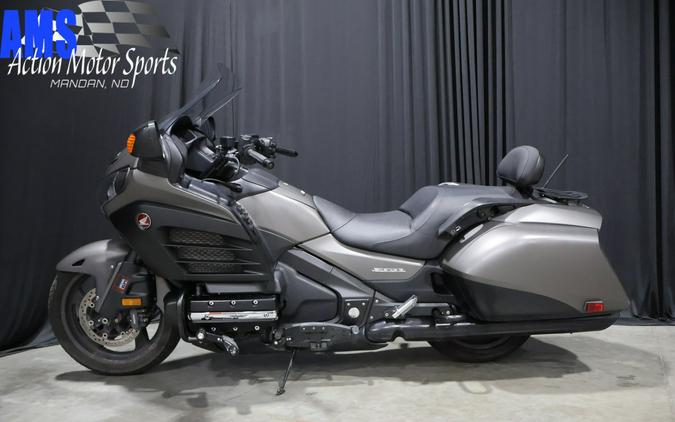 2016 Gold Wing F6B - Honda