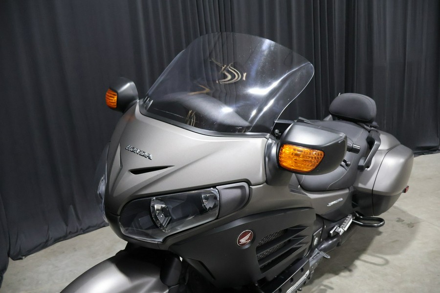 2016 Gold Wing F6B - Honda
