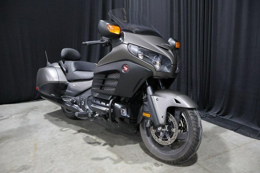 2016 Gold Wing F6B - Honda