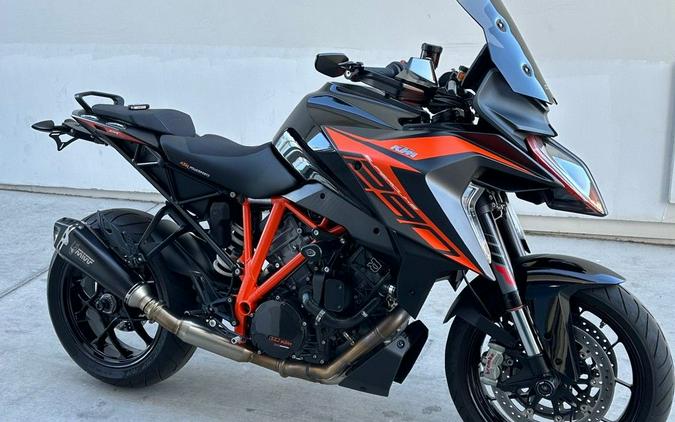 2019 KTM 1290 Super Duke GT