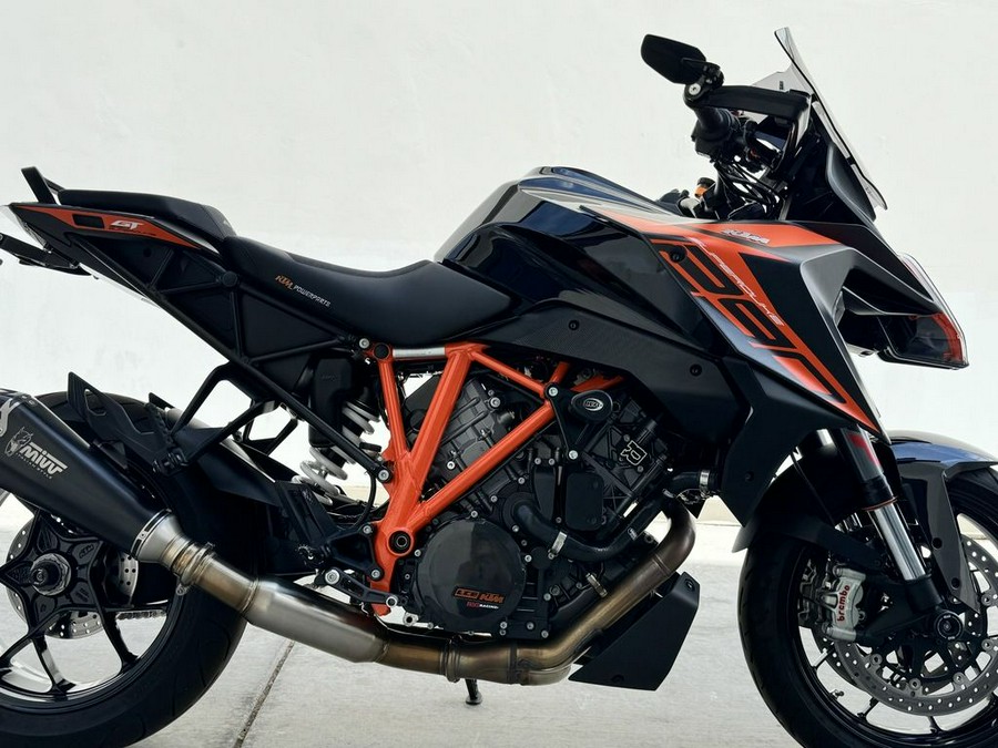 2019 KTM 1290 Super Duke GT