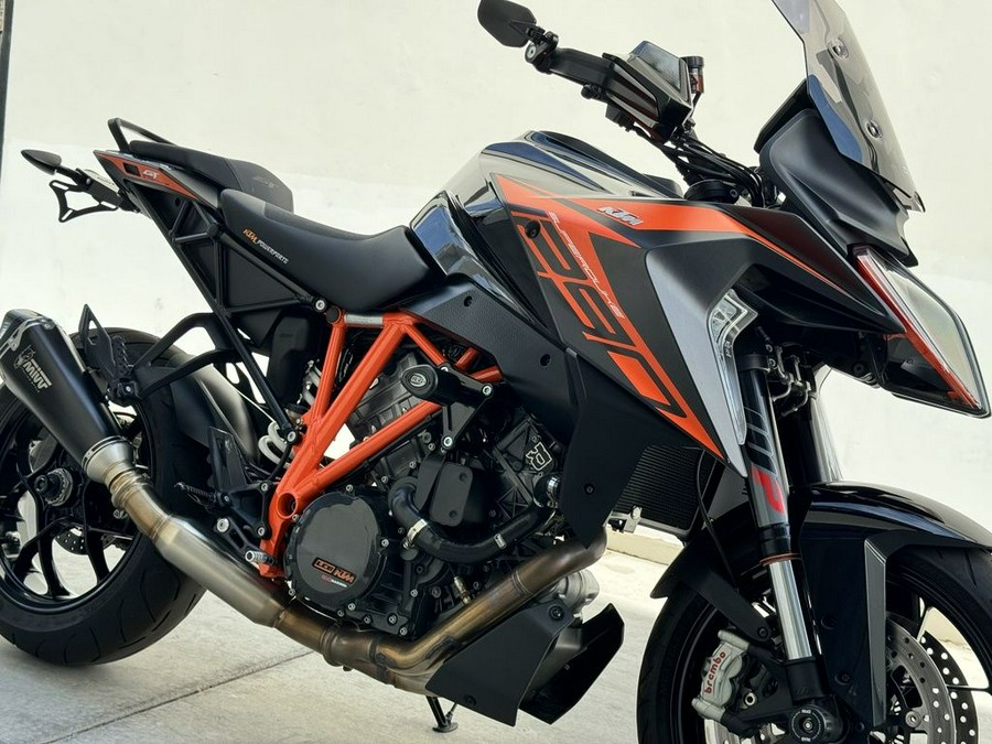 2019 KTM 1290 Super Duke GT