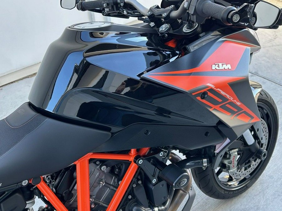 2019 KTM 1290 Super Duke GT