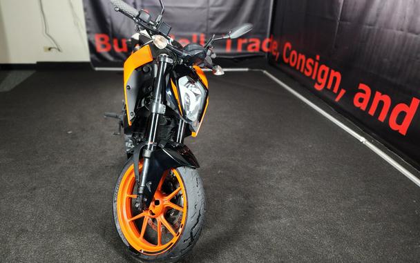 2021 KTM 200 DUKE