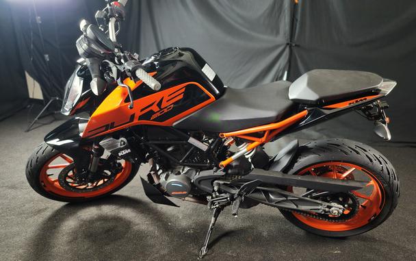 2021 KTM 200 DUKE