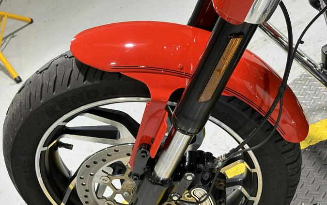 2020 Harley-Davidson® Sport Glide® Performance Orange