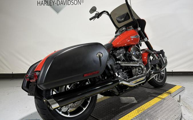 2020 Harley-Davidson® Sport Glide® Performance Orange