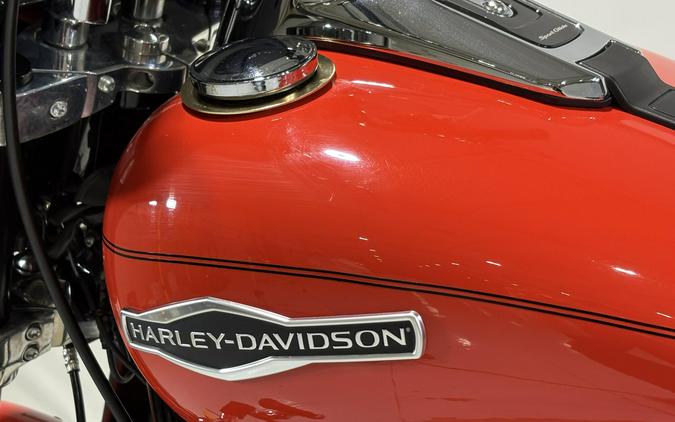2020 Harley-Davidson® Sport Glide® Performance Orange
