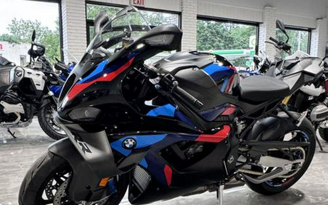 New 2026 BMW M 1000 RR
