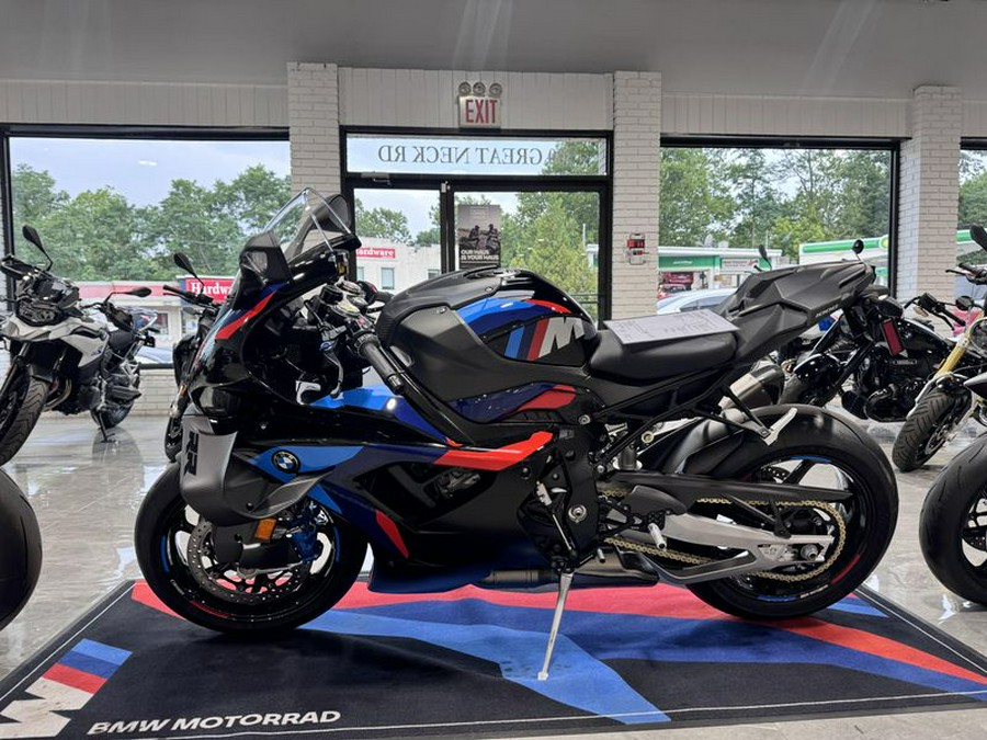 New 2026 BMW M 1000 RR