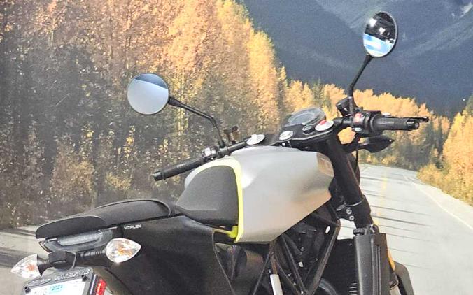 2019 HUSKY VITPILEN 701