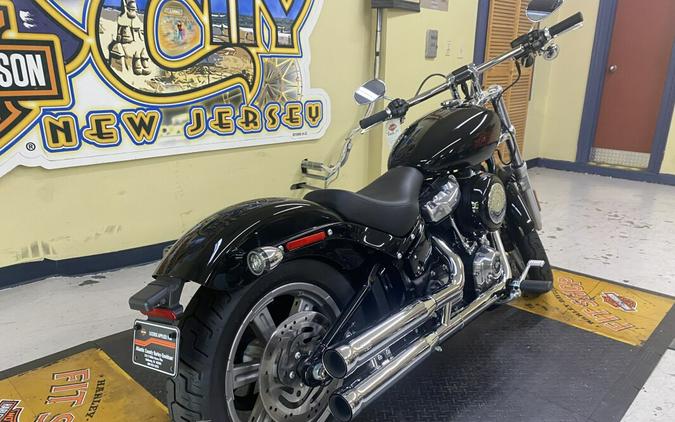 2023 Harley-Davidson Softail Standard Vivid Black