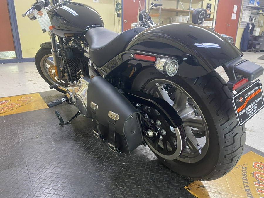 2023 Harley-Davidson Softail Standard Vivid Black