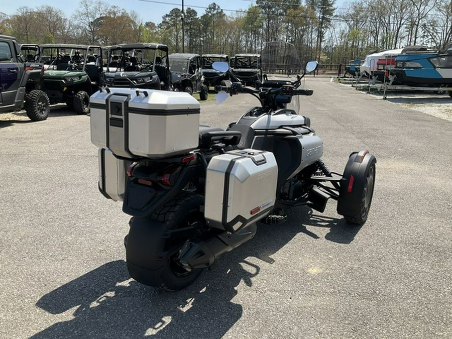 2025 Can-Am Canyon? XT