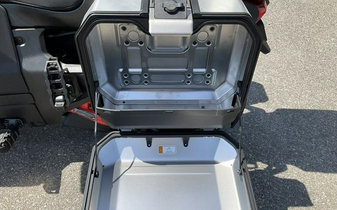 2025 Can-Am Canyon? XT