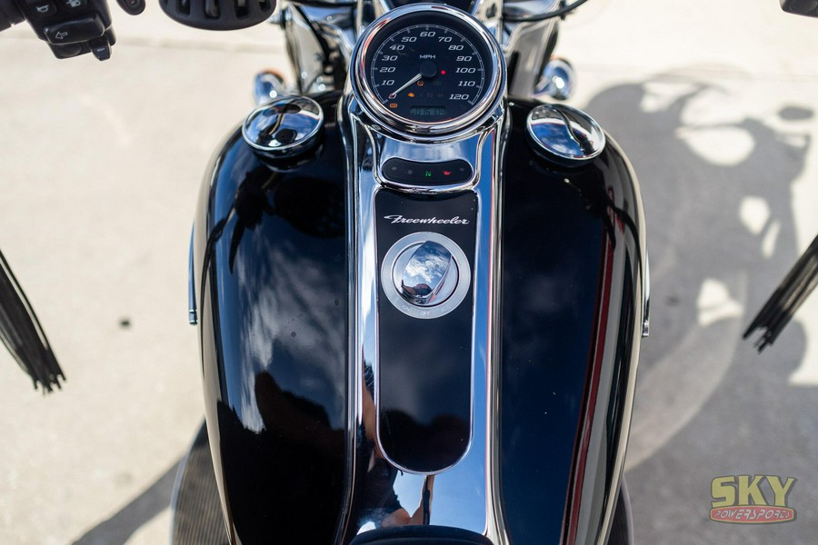 2019 HARLEY Trike Freewheeler