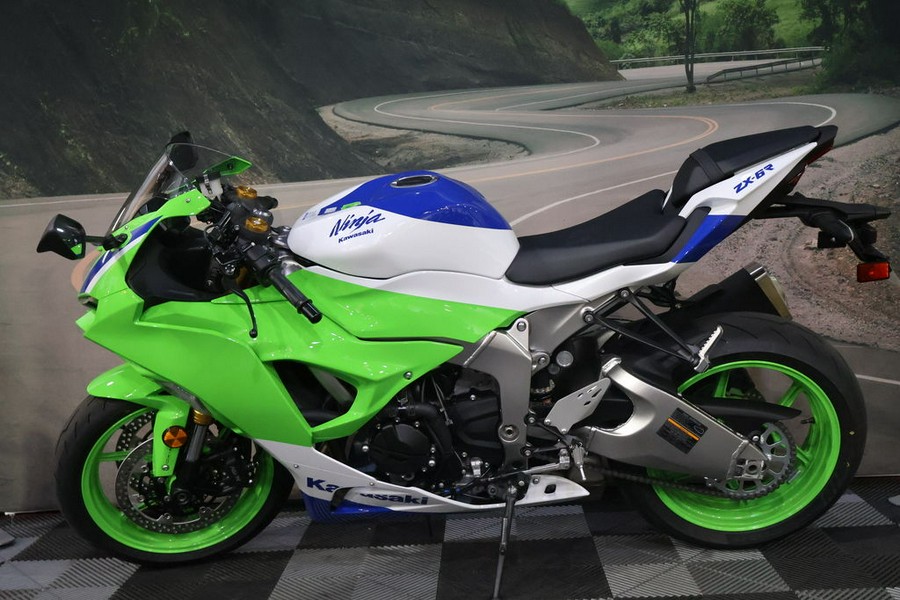 2024 Kawasaki Ninja® ZX™-6R 40th Anniversary Edition ABS