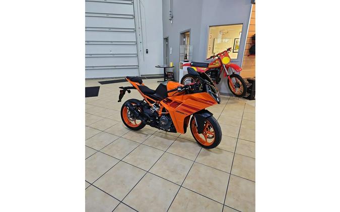 2024 390 RC - KTM