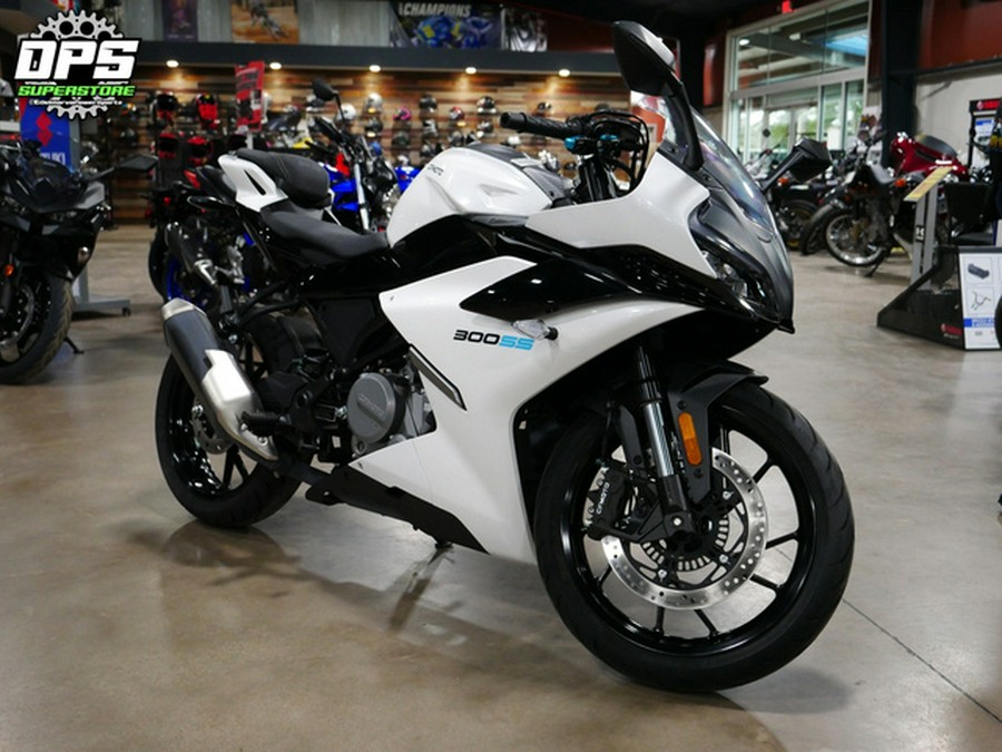 2025 CFMOTO 300SS CF300-5US