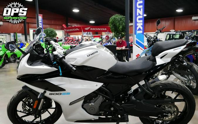 2025 CFMOTO 300SS CF300-5US