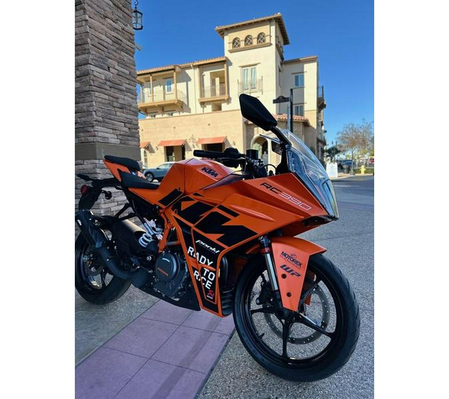 2023 KTM RC 390