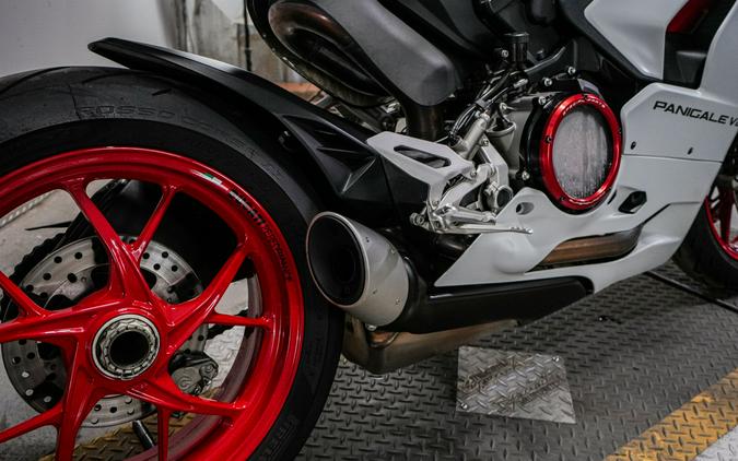 2022 Ducati Panigale V2