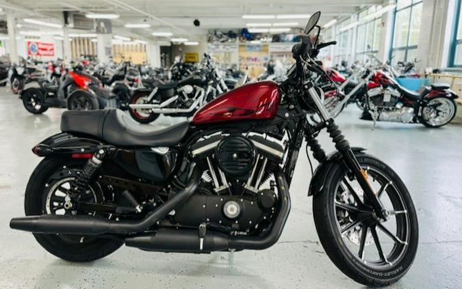 2017 Harley-Davidson® SPORTSTER IRON 883