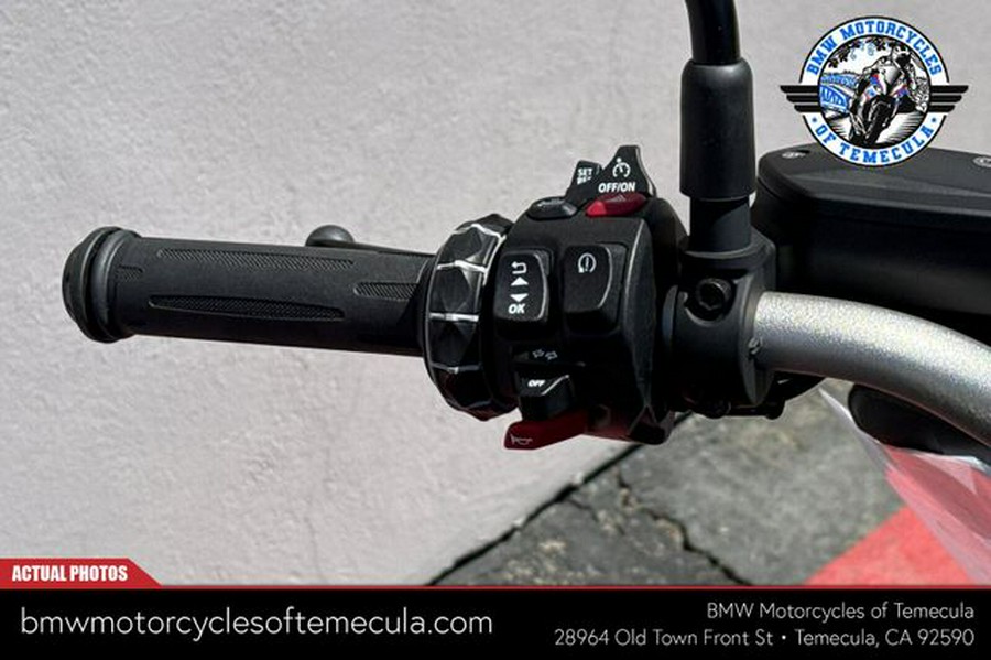 New 2025 BMW R 12 nineT