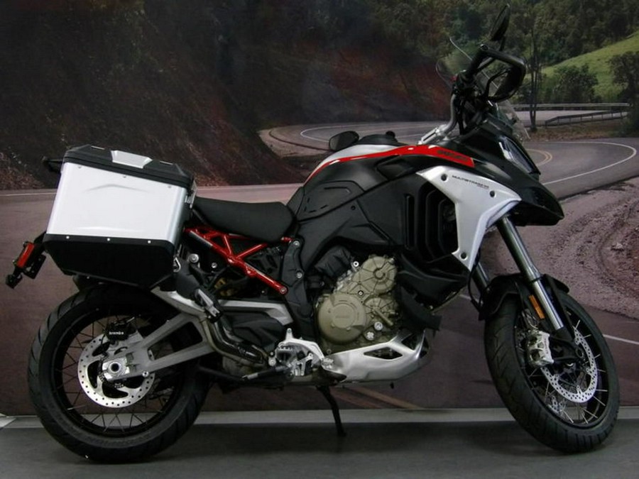 2025 Ducati Multistrada V4 Rally Brushed Aluminium & Matt Black