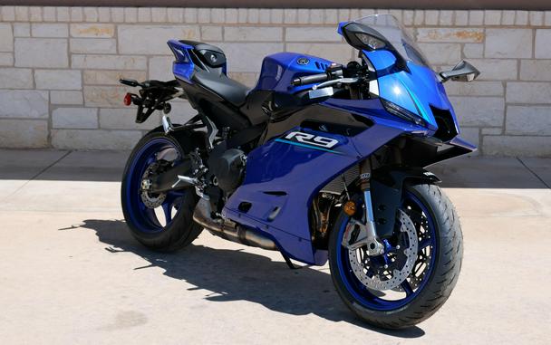 2026 YAMAHA YZFR9
