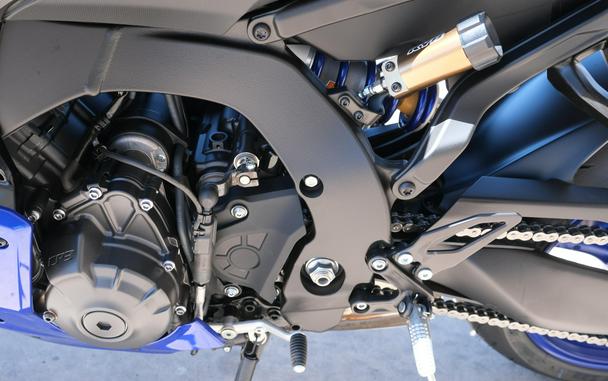 2026 YAMAHA YZFR9