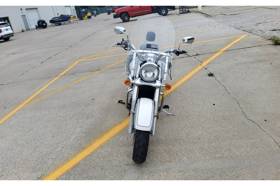 2004 Suzuki INTRUDER C 50 T