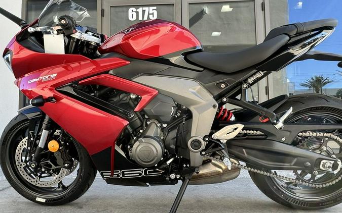 2025 Triumph Daytona 660 Carnival Red/Sapphire Black