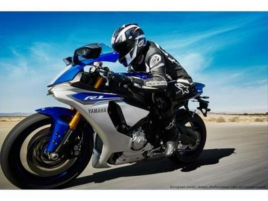 2015 Yamaha YZF-R1