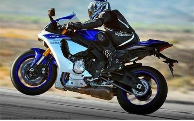 2015 Yamaha YZF-R1