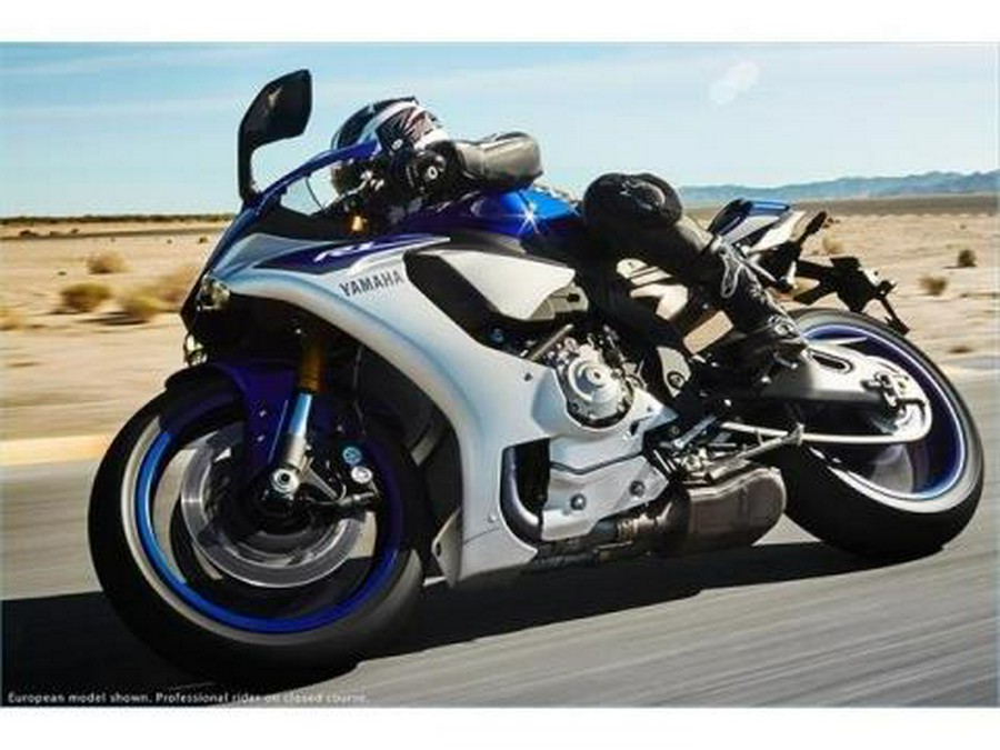 2015 Yamaha YZF-R1