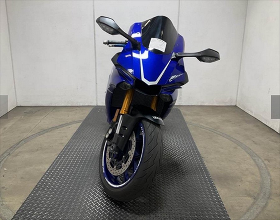 2015 Yamaha YZF-R1