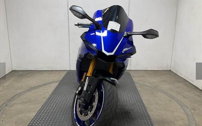 2015 Yamaha YZF-R1