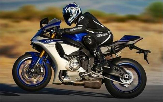 2015 Yamaha YZF-R1