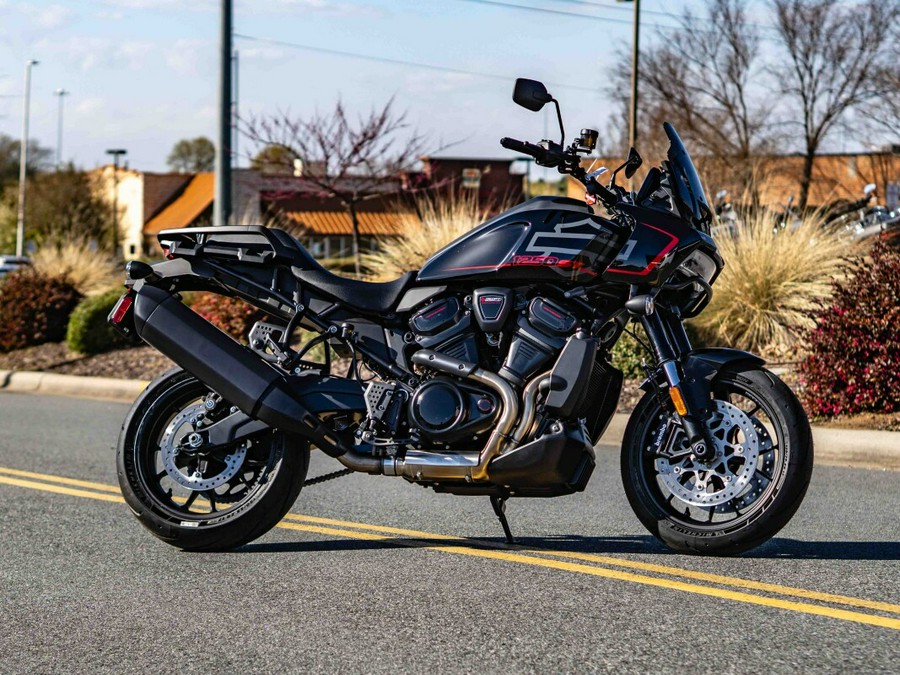 RA1250ST 2025 Pan America® 1250 ST