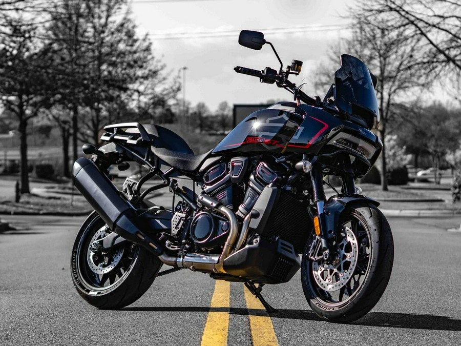 RA1250ST 2025 Pan America® 1250 ST