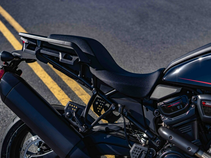 RA1250ST 2025 Pan America® 1250 ST